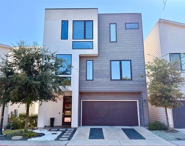 7915 Floracita Ln - Photo Thumbnail 18