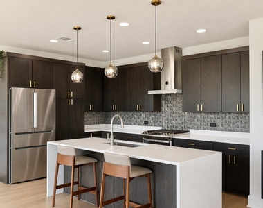 7915 Floracita Ln - Photo Thumbnail 3
