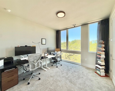7915 Floracita Ln - Photo Thumbnail 9