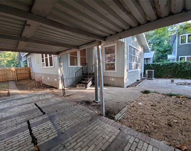 4113 Speedway - Photo Thumbnail 27