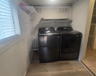 21401 Lindeman Ln - Photo Thumbnail 30