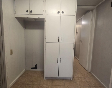 21401 Lindeman Ln - Photo Thumbnail 26