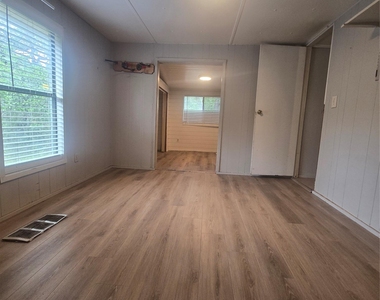 21401 Lindeman Ln - Photo Thumbnail 23