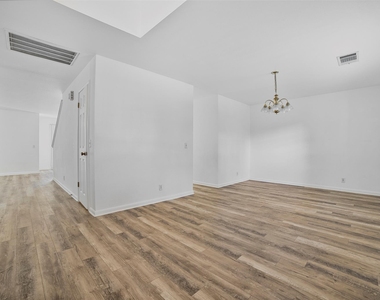 4021 Cargill Dr - Photo Thumbnail 6