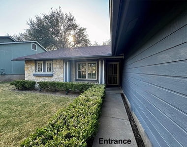 8514 Red Willow Dr - Photo Thumbnail 3