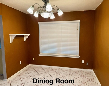 8514 Red Willow Dr - Photo Thumbnail 7