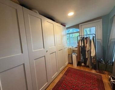 5410 Woodrow Ave - Photo Thumbnail 9
