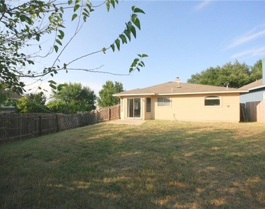 2001 Charlotte Way - Photo Thumbnail 19