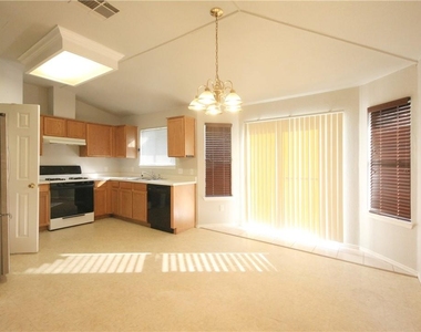 2001 Charlotte Way - Photo Thumbnail 3