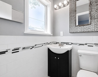 3209 Barton View Dr - Photo Thumbnail 6