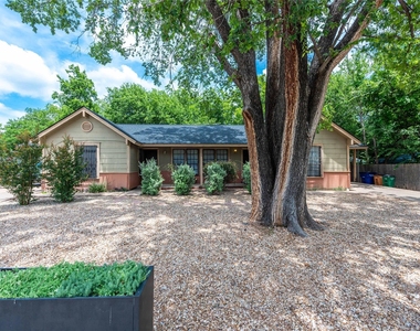 5006 Sara Dr - Photo Thumbnail 2