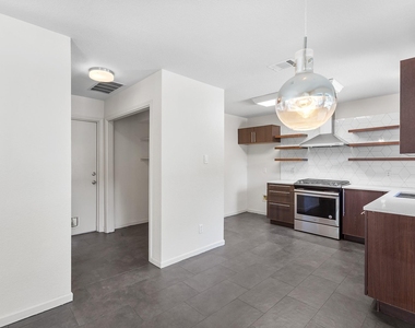 1310 Strickland Dr - Photo Thumbnail 7