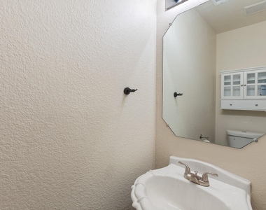 1310 Strickland Dr - Photo Thumbnail 12
