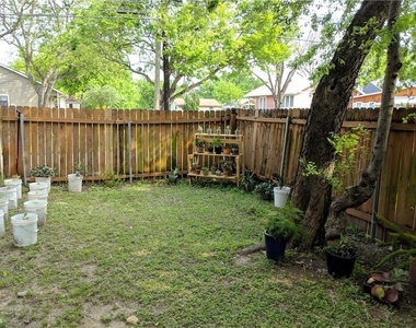 5501 Duval B St - Photo Thumbnail 11