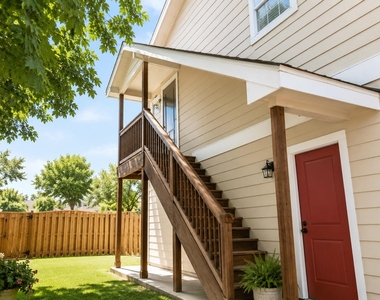 5501 Duval B St - Photo Thumbnail 1