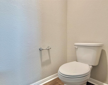 521 Otto Ave - Photo Thumbnail 21