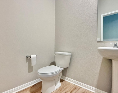 521 Otto Ave - Photo Thumbnail 20
