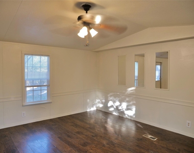 1504 Citation Cir - Photo Thumbnail 29