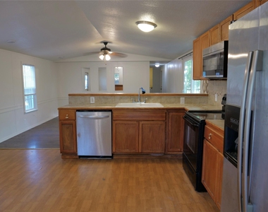 1504 Citation Cir - Photo Thumbnail 7
