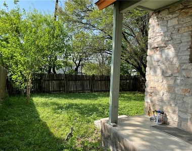 1601 Taylor Gaines St - Photo Thumbnail 10