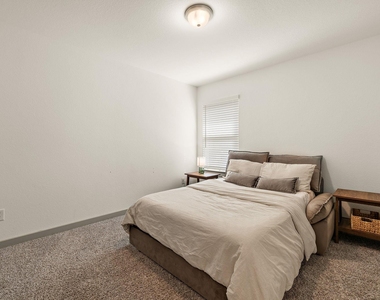 117 Watch Hill - Photo Thumbnail 13