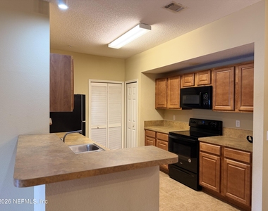 3631 Kirkpatrick Circle - Photo Thumbnail 5