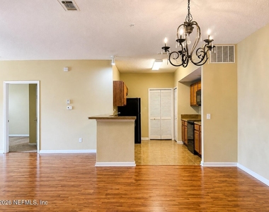 3631 Kirkpatrick Circle - Photo Thumbnail 2