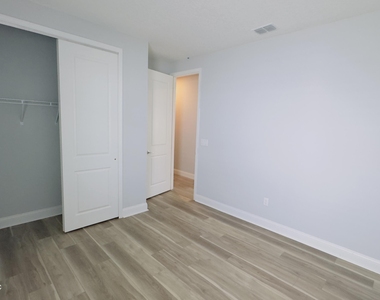 70 Killarney Avenue - Photo Thumbnail 7