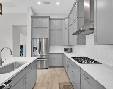 644 Navigators Road - Photo Thumbnail 21