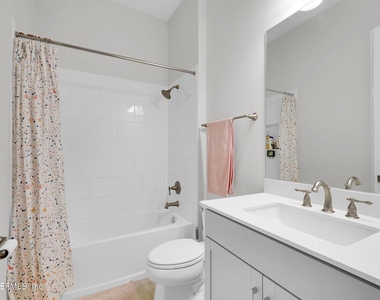 644 Navigators Road - Photo Thumbnail 25