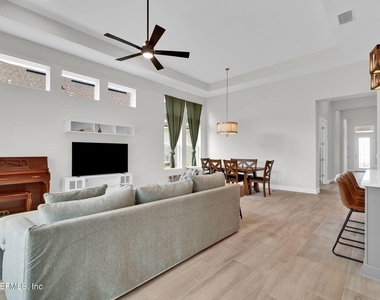 644 Navigators Road - Photo Thumbnail 15