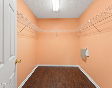 11509 Brian Lakes Drive - Photo Thumbnail 13