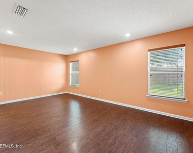 11509 Brian Lakes Drive - Photo Thumbnail 12