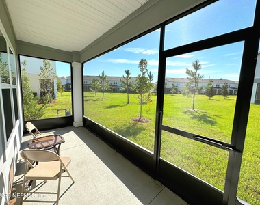 556 Coastline Way - Photo Thumbnail 5