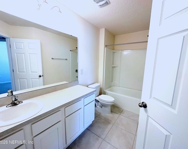 556 Coastline Way - Photo Thumbnail 12
