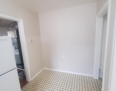3661 Saint Johns Avenue - Photo Thumbnail 10