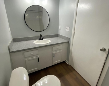 93 Dudley Street - Photo Thumbnail 11