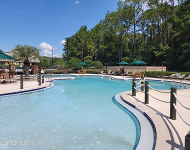 945 Registry Boulevard - Photo Thumbnail 45