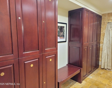 945 Registry Boulevard - Photo Thumbnail 37