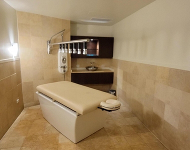 945 Registry Boulevard - Photo Thumbnail 33