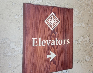 945 Registry Boulevard - Photo Thumbnail 6