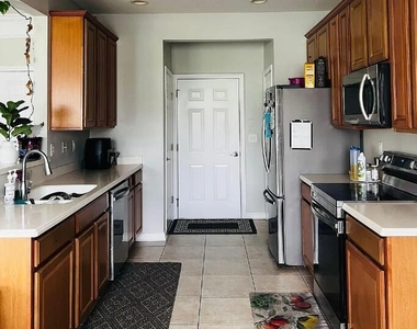 11118 Fallgate Point Court - Photo Thumbnail 5
