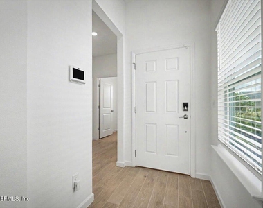3979 Haydon Burns Place - Photo Thumbnail 2