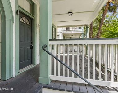 2749 Vernon Terrace - Photo Thumbnail 2