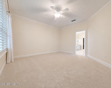 10469 Creston Glen Circle E - Photo Thumbnail 12