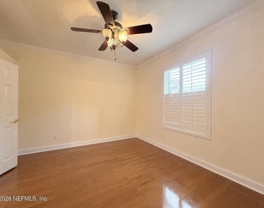 10469 Creston Glen Circle E - Photo Thumbnail 18