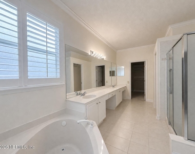 10469 Creston Glen Circle E - Photo Thumbnail 15