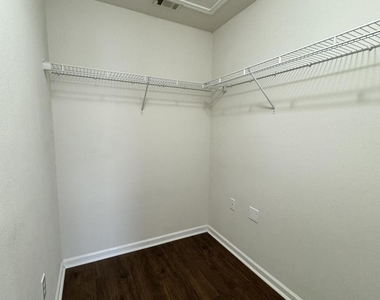 108 Brannan Place - Photo Thumbnail 13