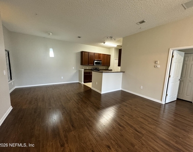 108 Brannan Place - Photo Thumbnail 5