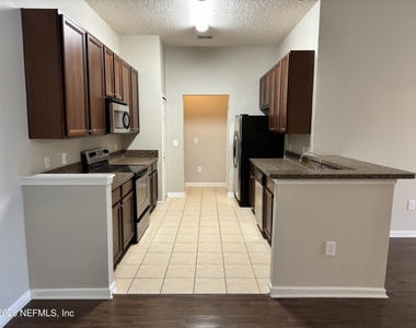 108 Brannan Place - Photo Thumbnail 7